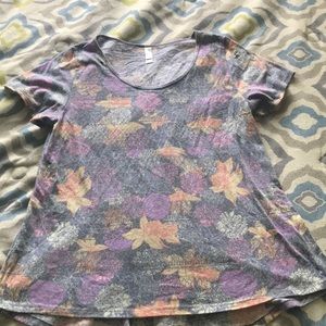 LulaRoe Classic T